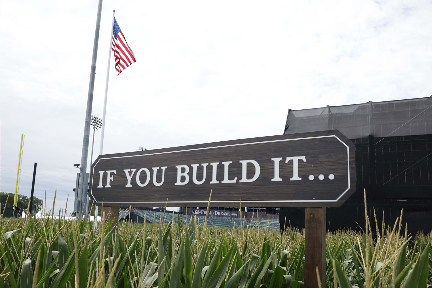 Field of Dreams MLB Game